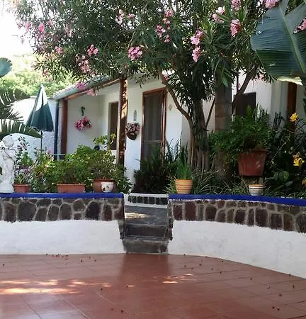 Aquilone Bed & Breakfast 4*