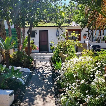 Aquilone Bed & Breakfast *