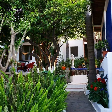 Aquilone Bed & Breakfast *